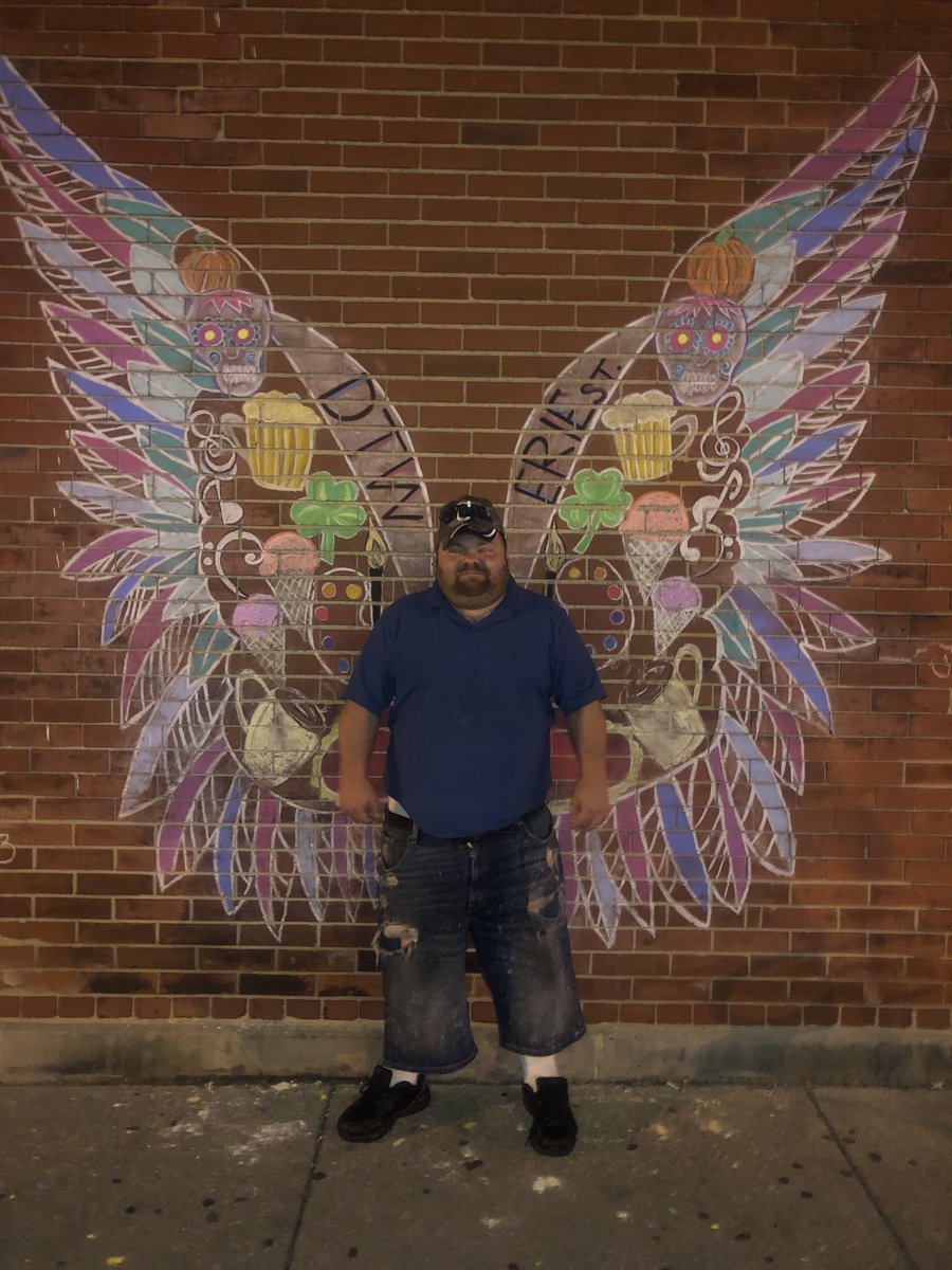 WillBurge's tweet photo. Sad day, man.

If you ever hung in Downtown Willoughby you definitely knew Steve. He was like the town mascot.

He had a heart of gold and loved to crack jokes. RIP to legend 🙏🏽 https://t.co/z5SJNEtoVR