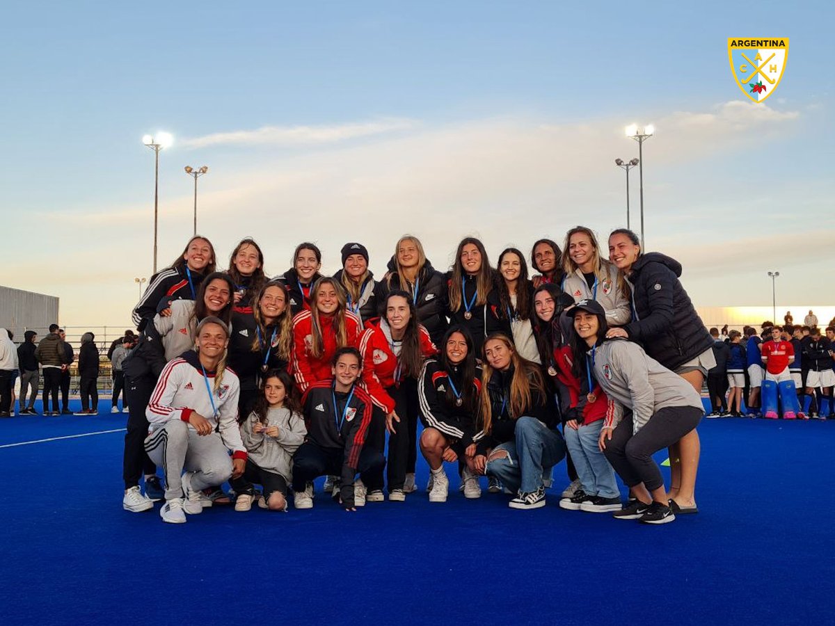 #SuperLiga⁣⁣⁣⁣
⁣⁣⁣⁣
🥇 𝐑𝐈𝐕𝐄𝐑, 𝐌𝐞𝐝𝐚𝐥𝐥𝐚 𝐝𝐞 𝐁𝐫𝐨𝐧𝐜𝐞 🥉⁣
⁣⁣⁣⁣
Felicitaciones 👏👏👏⁣⁣⁣⁣

📸 PrensaCAH⁣⁣⁣⁣
⁣⁣⁣⁣
___⁣⁣⁣⁣
#𝘏𝘰𝘤𝘬𝘦𝘺 #𝘚𝘶𝘱𝘦𝘳𝘓𝘪𝘨𝘢 #𝘈𝘳𝘨𝘦𝘯𝘵𝘪𝘯𝘢 #𝘏𝘰𝘤𝘬𝘦𝘺𝘈𝘳𝘨𝘦𝘯𝘵𝘪𝘯𝘰𝘗𝘭𝘶𝘴