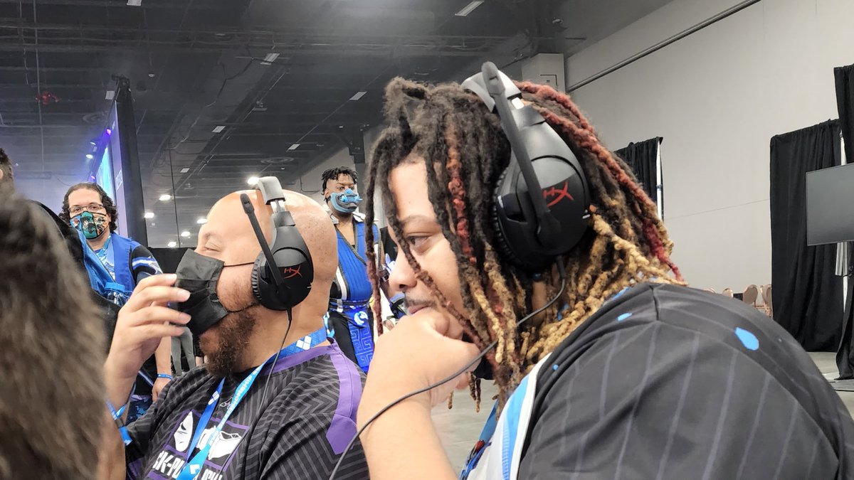 Ke11yAnn_'s tweet photo. @Romulus_Himself @CoachZOL @JDashPrime 😊It was a pleasure working with @Romulus_Himself and @AphroDynamek at #SamSho #Evo #VG22 Would love to have you both on commentary for #VGOn23 if you're interested/available! 🎙️📹🌐💬 https://t.co/IK5px7jumT