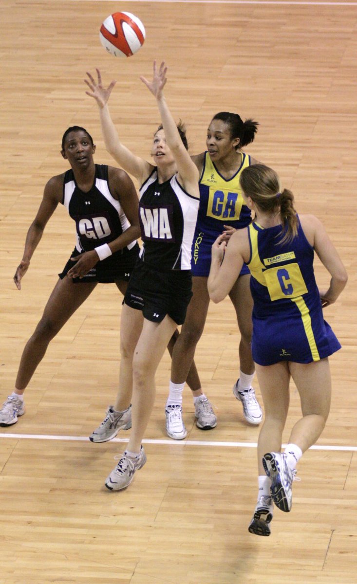 BedsCountyNet's tweet image. 📣 Calling all Coaches 

Ann Marie Muller is joining us in Bedfordshire on 19th November 2022 to deliver a Shooting Masterclass. 

📍Flitwick Leisure Centre 
⏰2-5pm

To apply - forms.gle/ZuHQtPxhzepFKe…

@BedsCountyNet @NetballinBeds @BedfordCNetball @BedsNetball @BedsUniSport