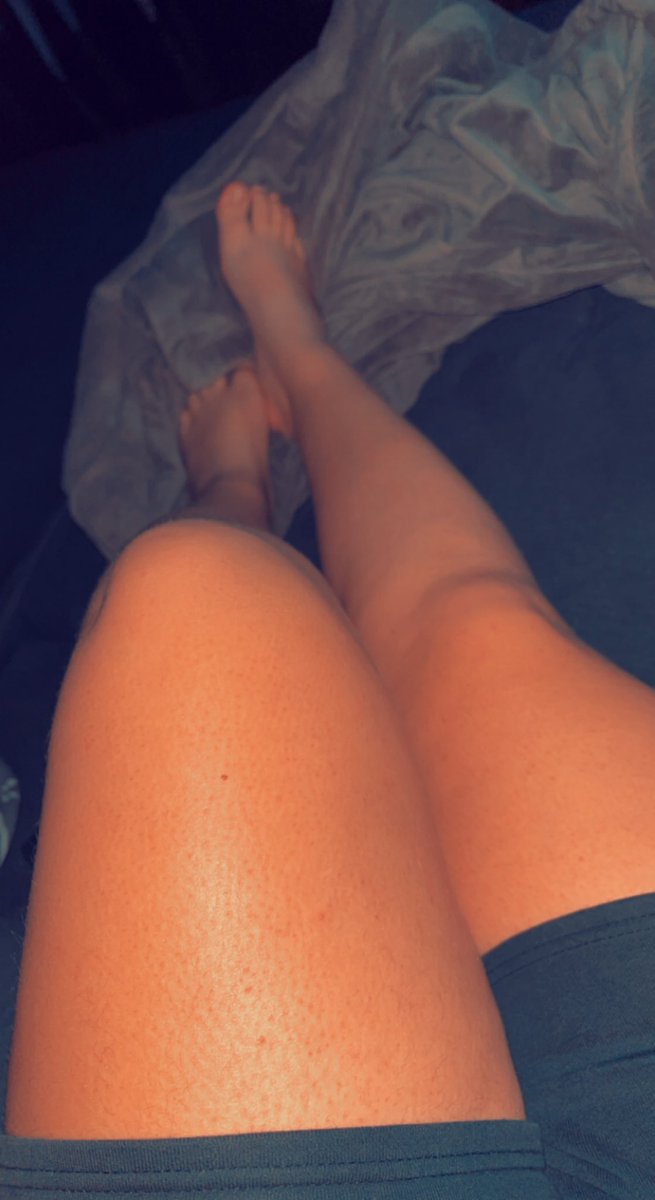 kathi_herrin's tweet photo. Eure Lieblingsherrin ist wieder am Melken ! Na bist du heute dran ?! 😈😛 wann hast du das letzte mal so richtig abgedrückt ?! Und alle Kleingeld sklaven RT! ✨

#findom #herrin #sklave #sub #dom #alpha #beta #melkung https://t.co/PN8KrcwLTx