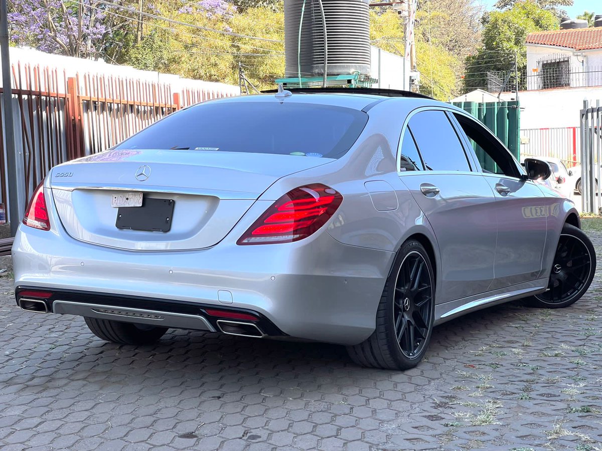 motor_safaris's tweet photo. MERCEDES BENZ S550_.  KDK

Price. Kshs. 9,500,000/=

 Waweru :: 0727265224
  
FEATURES_

Petrol :: PANAROMIC SUNROOF :: LEATHER black/anthracite :: Cruise Control :: Plus (Distronic Plus)

#MercedesBenz 
#merce2022 
#MercedesAMGF1 
#Germany 
#Nairobi 
#Kenya https://t.co/RkXVa3vr3e