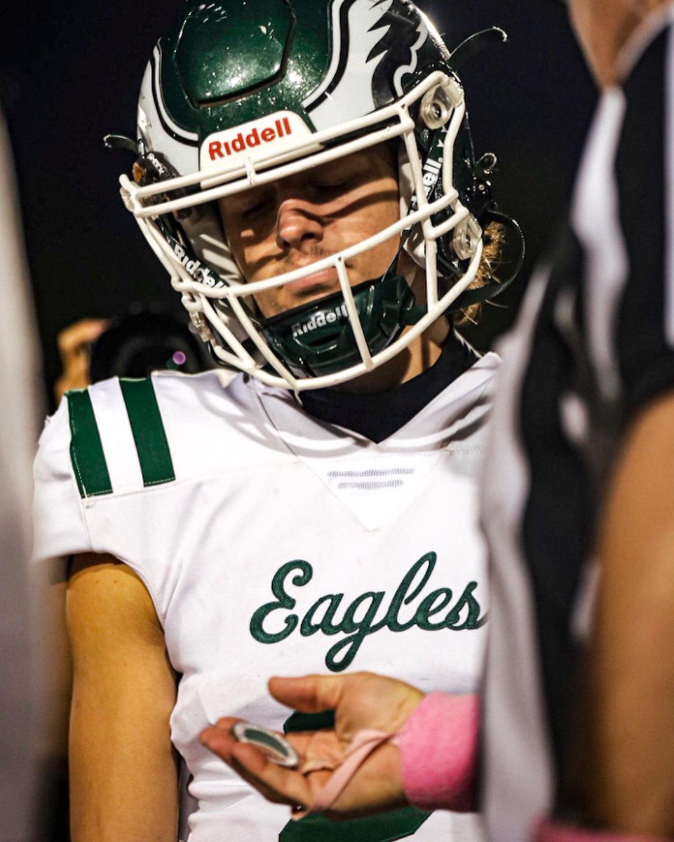 flicksbyjo's tweet photo. Them Eagles
@cnsh23 @DeuceGeralds @MSheehan04 @ethan_campbell4 https://t.co/a7DoOmoPNl