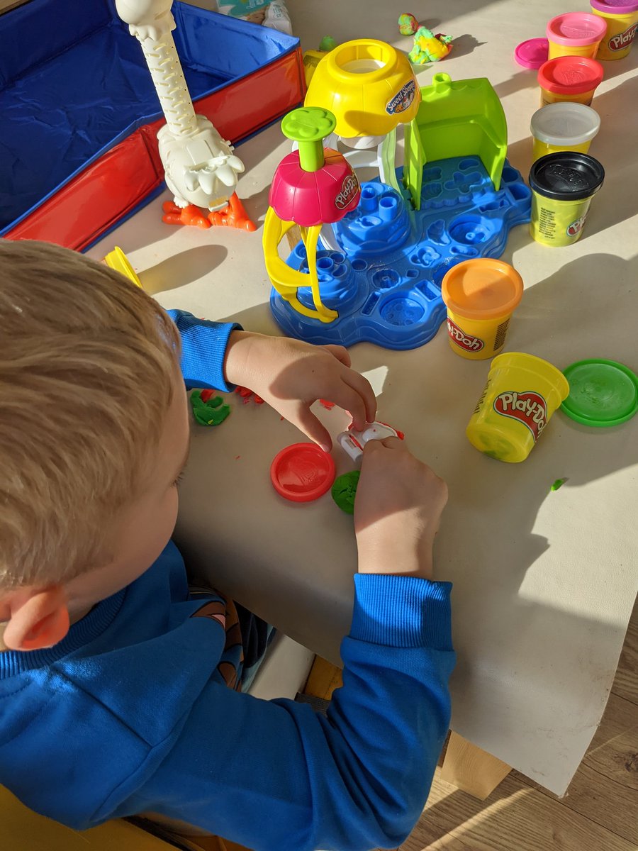 HelenGiddings77's tweet photo. A very delayed post for our #alphabetweekend @TranbyReception but we had fun with the playdoh and the pooping chicken. Numicon came in useful when counting the eggs https://t.co/lXiD2u6eKb
