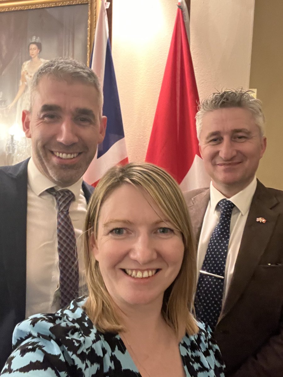 GailSoutar1978's tweet photo. A very enjoyable first day of U.K. Government exchange trip with Swiss Farmers Union and NFU members. Building connections and opportunities to work together on lots of shared priorities for our Agri-sectors. 🇬🇧 🇨🇭 https://t.co/euW4ucDCq5
