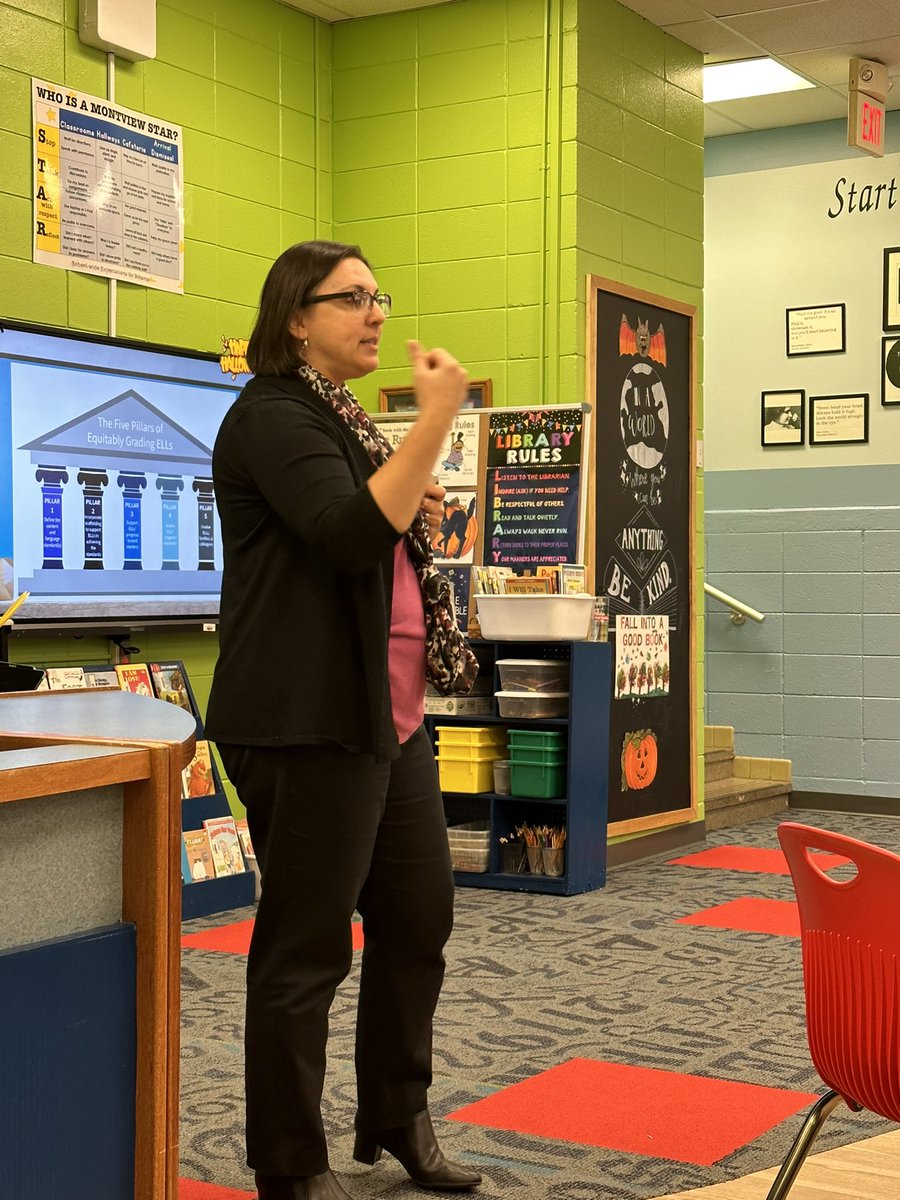 Monday staff meeting complete with seasonal snacks and guidance to help assess our English Learners.  Thank you, Ann Marie Batista! <a href="/ALSDEOSI/">ALSDE Office of School Improvement</a> <a href="/AnnMarieBatist2/">Ann Marie Batista</a> #FootprintsOnTheMoon
