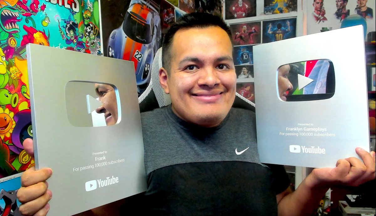 Franklyn_Games's tweet photo. ¡Lo conseguimos!🥳

Llegamos a 100 mil Suscriptores y nos llego la placa del canal de Frank FIFA, No fue fácil llegar a impactar otra comunidad que poco conocía.

Es por eso que quiero agradecerles por el recibimiento y por el cariño. Los quiero Troncos.

¡Vamos por el Tercero!🔥 https://t.co/i8hV5qg7bY