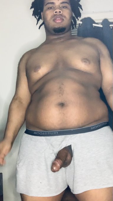 I Don&rsquo;t Think Full Body Pics Are For Me😂😂 https://t.co/PobttXLEvZ