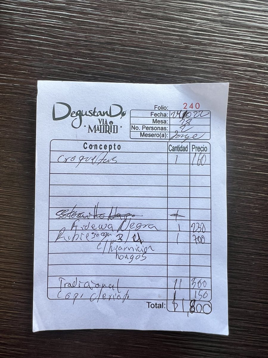 samarteterapia's tweet photo. @DegustandoA me parece una locura que cobren $ 700 pesos por un Rib eye ! No regresaremos ! Tienen mucha competencia para manejar esos precios ! https://t.co/henRAeNVmL