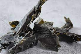50Plushealths's tweet photo. #ChineseHerbs– #KunBu or #HaiDai (Thallus Laminariae seu Eckloniae) https://t.co/CWdl0Ihnlc https://t.co/vEQMkdEbQp