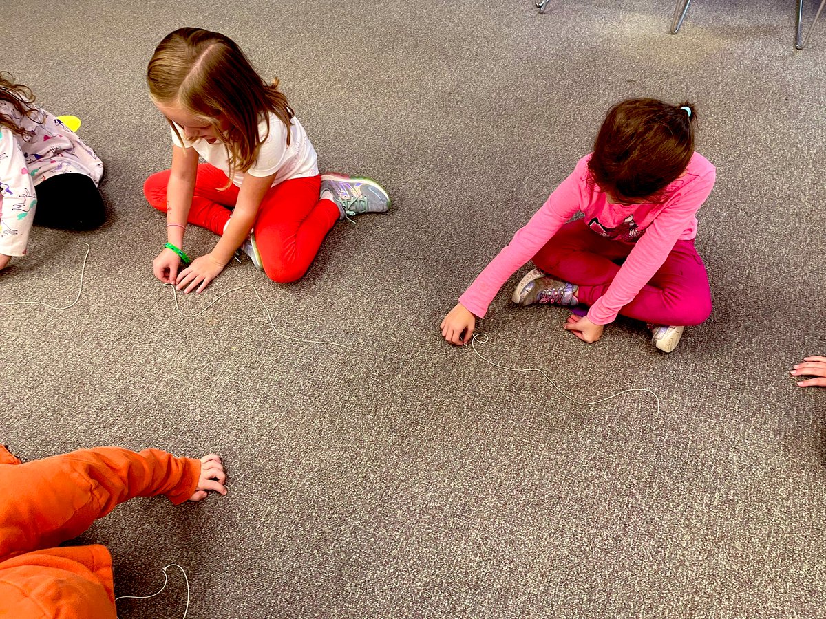 MusicWendt's tweet photo. First grade is exploring our singing voices using string roller coasters, creating contour to demonstrate high and low! https://t.co/PfDFjBLVM6