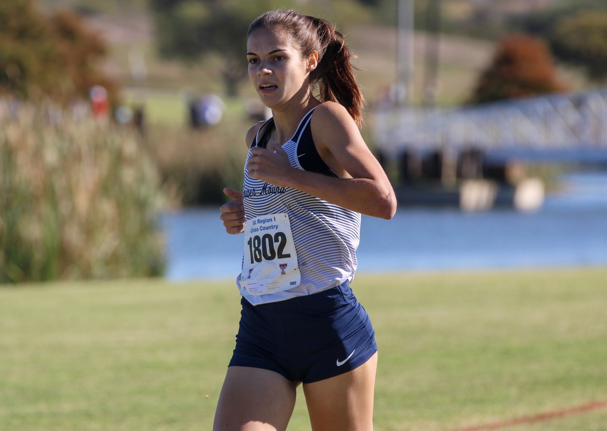 Regional cross country: Samantha Humphries pushes Flower Mound girls to Region I-6A title 🏃‍♀️ Logan Cantu places second in the boys 6A race to help Southlake Carroll take the team title 🏃‍♂️ STORY: buff.ly/3zahBNh 👈