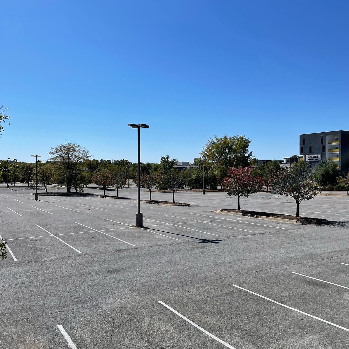 uptownfaytown's tweet photo. There could be new commercial spaces coming to Steele Blvd., and a new medical clinic and surgery center coming to Vantage Drive.

Read about these new Uptown District developments in the UPTOWN SCOOP blog post on https://t.co/USHazhfQMA. Link is also in our bio. https://t.co/fXxUapwAaj