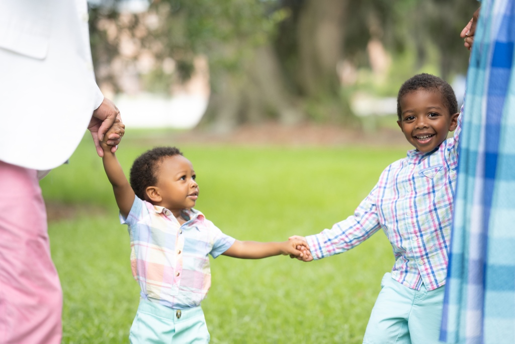 shotbysomi's tweet photo. Family love knows no boundaries

#toddler
#parenthood
#familyphotos https://t.co/K3F47a7TyV