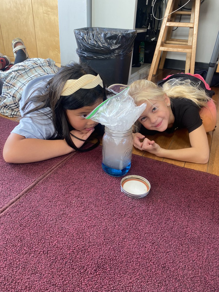 teacherkpratt's tweet photo. We got to take our science learning to the E3 Lab, today. @SandyMarieReed taught us how clouds are formed &amp; then we got to make one! @napls_ps https://t.co/XQw3tf8UFT