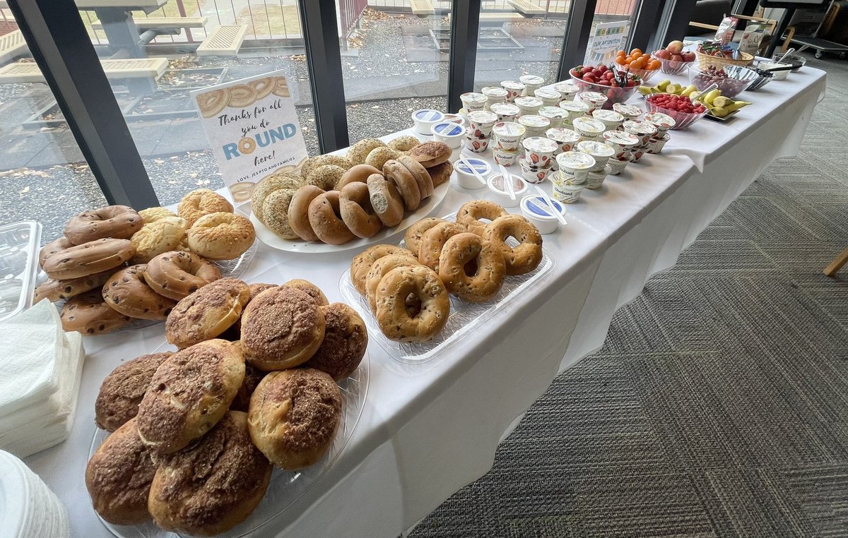 jes_pto's tweet photo. For the last day of conferences, the staff were treated to a Bagel & Yogurt Bar Brunch with tasty bagels from Panera. Thanks again to everyone who helped us provide the yummy meals during the 3 days of Fall Conferences for our fabulous staff! Our families rock! #jesisthebest https://t.co/tbaHumAhUV