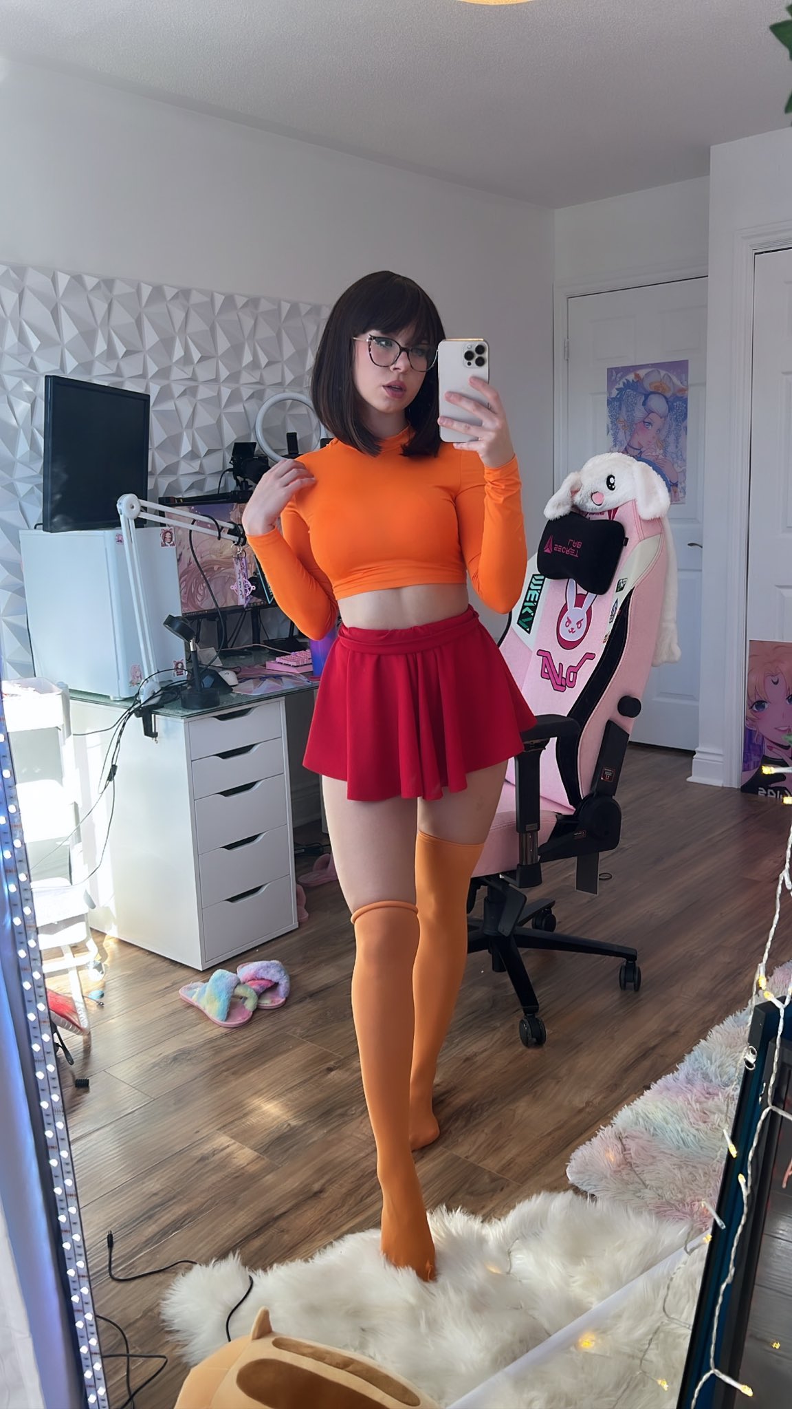 TW Pornstars - Dessyy. Twitter. Your fav girl 🧡. 9:13 PM - 24 Oct 2022