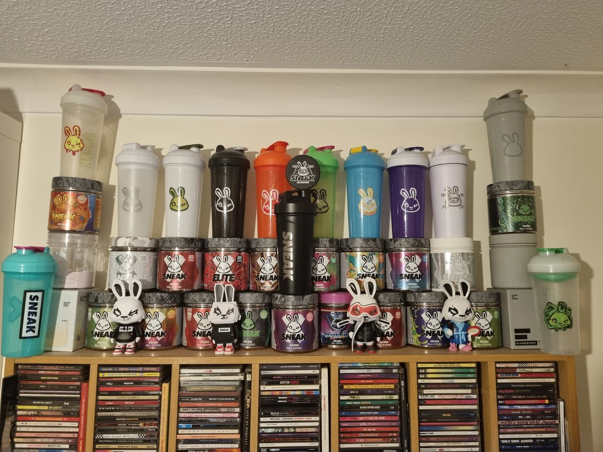 Pickledorange's tweet photo. #sneakshelf @SneakEnergy @AmyCantFly https://t.co/Te2zKTsltk