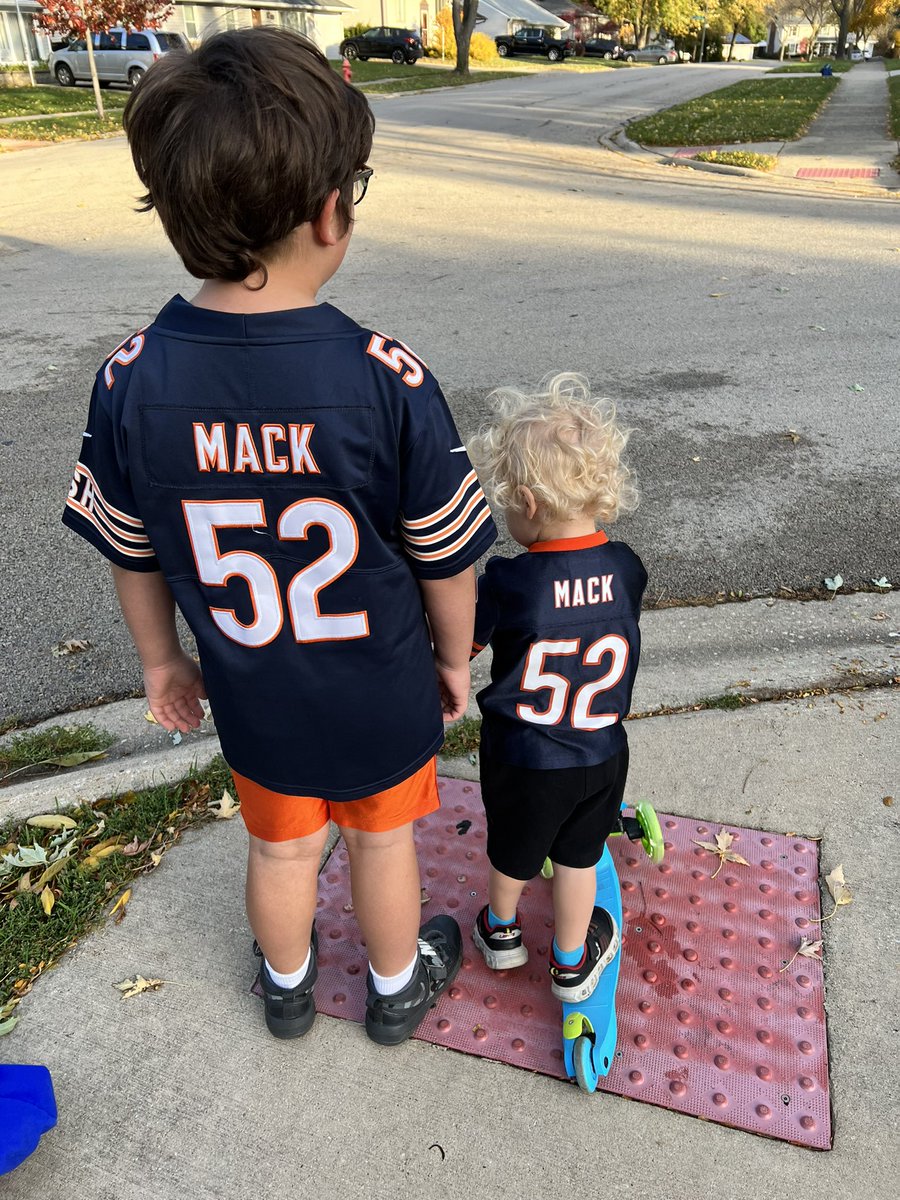 #RedRibbonWeek2022 #TeamupandTackleDrugs <a href="/D13Eagles/">Erickson Elementary</a>