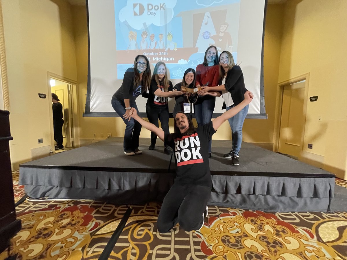 DoKcommunity's tweet photo. And the final horn holding!
@SWDevAngel @Melissa_B2B @TechTalkingMom @AudraMonte @birthmarkbart
#DoKDay https://t.co/iAy9iWV0Y6