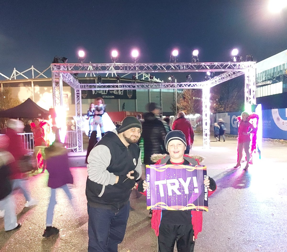 Cheryl Lowe (Carpenter). tweet media