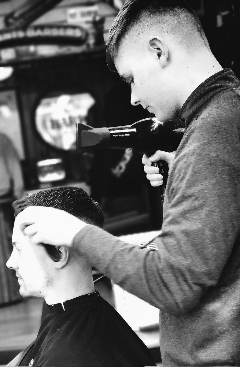 ACTION SHOT 📸

WALK INS AVAILABLE ALL WEEK.

#gentsofdublin #godbarbershop