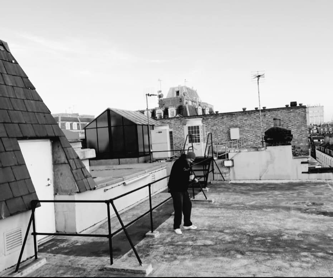 TheXStudioNFT's tweet photo. When RonX111 Climbed to the roof of the building The Beatles played last - X RT3000 4 x 1 Human - Hard Days Night 
#XStudio #SAFEMOONARMY #Ashron #NFTMarketplace #NFTs #NFTs #MusicNFTs #BNB #BBTF #XSoundClub #NFTFam #NFTCommunity #ETH #NFTArts

https://t.co/hYUFvBjolT https://t.co/lpxqsDwIge