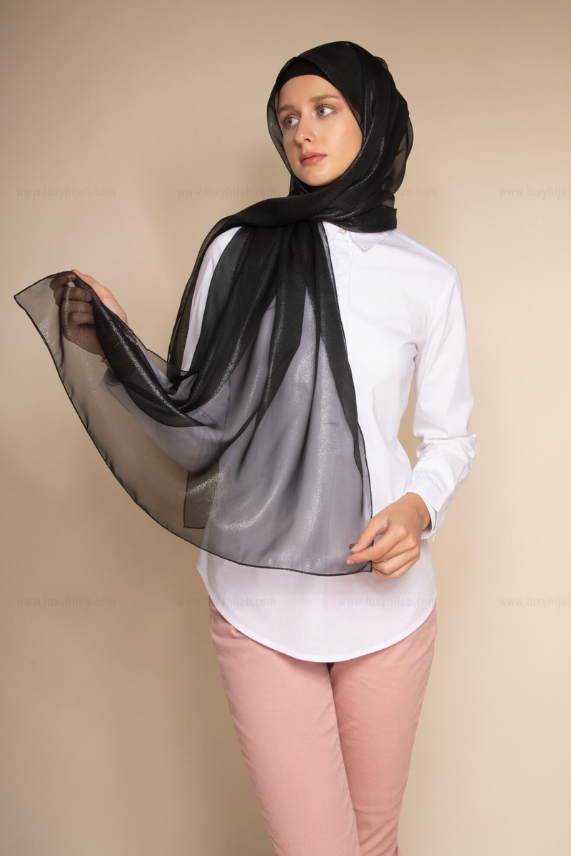 🖤 Sparkle Chiffon Hijab in Black Metallic!

luxyhijab.com/product/sparkl…

#dubaigirls #dubaistyle #dubaiinstagram #dubaifitfam #hijabfashion #burjkhalifa #mydubai #dubailuxury #dubaihijab #downtowndubai #mydxb #dubaihijab #hijabdesign #luxyhijab #luxyhijabofficial