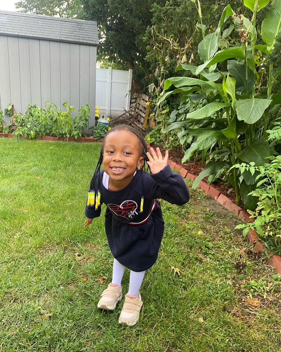 KourtKnee_'s tweet photo. Vermynhi, just because 🥰 https://t.co/RqGWYeq82e