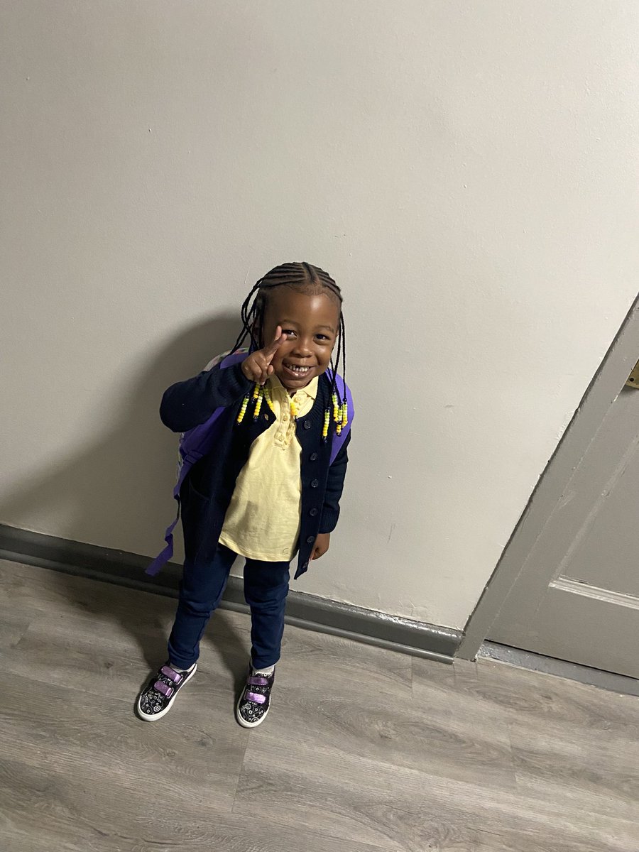 KourtKnee_'s tweet photo. Vermynhi, just because 🥰 https://t.co/RqGWYeq82e