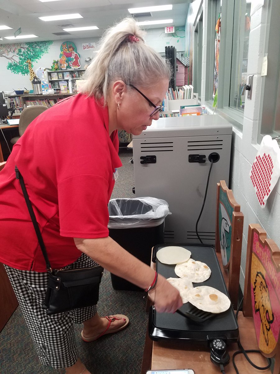 LmsFields's tweet photo. Celebrating our Hispanic Heritage with staff pot luck @hubofschool @TransformHCPS @Kimbell_HCPS https://t.co/pBax0KB4tQ
