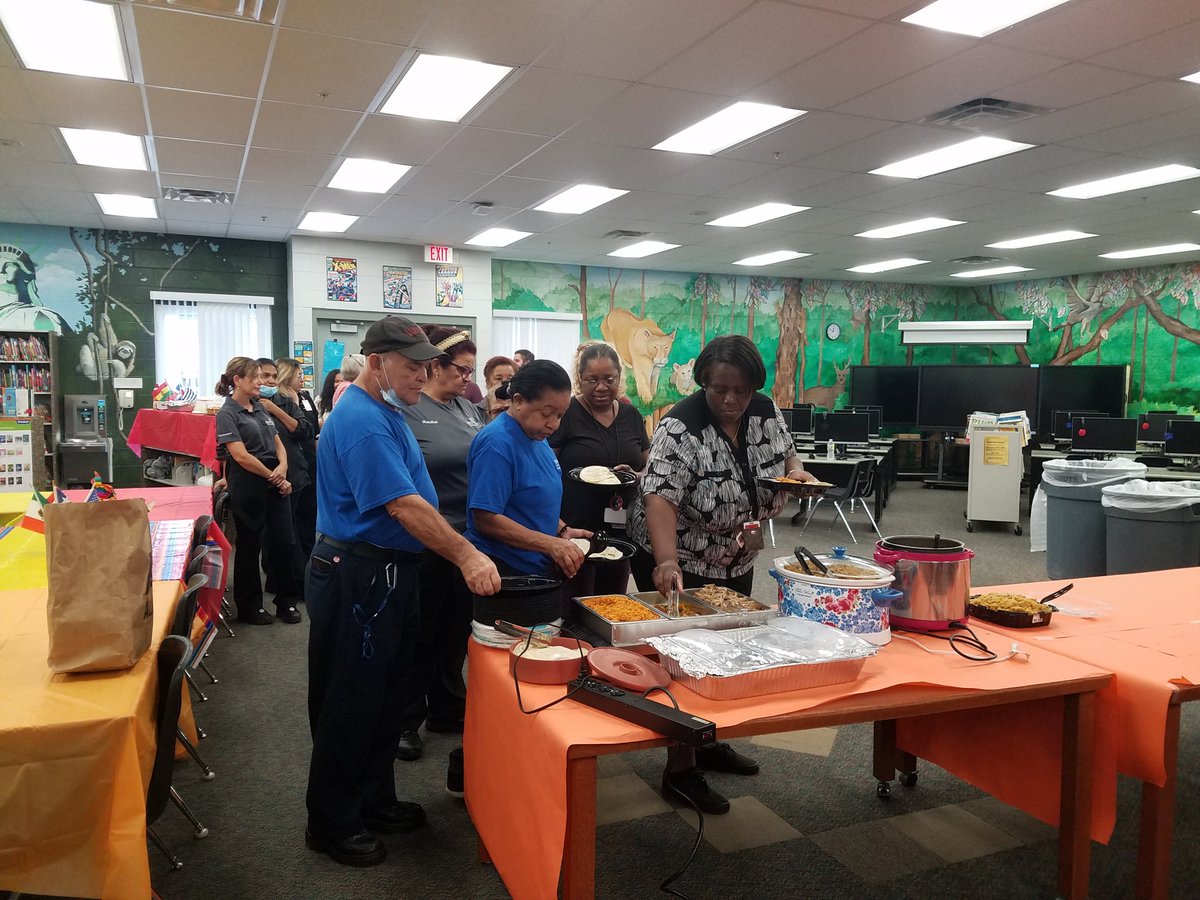 LmsFields's tweet photo. Celebrating our Hispanic Heritage with staff pot luck @hubofschool @TransformHCPS @Kimbell_HCPS https://t.co/pBax0KB4tQ