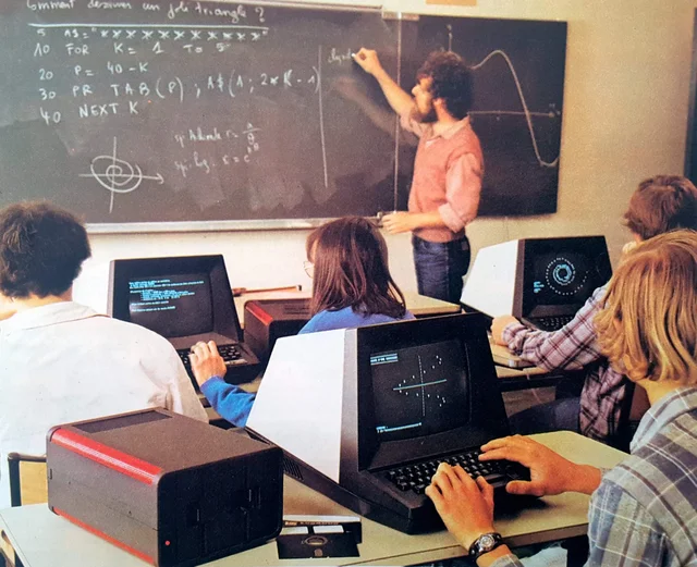Darsam12_'s tweet photo. Cyberpunk but French and from the 70s: it's called "Giscardpunk", it's an actual thing https://t.co/vzVKvAUThW