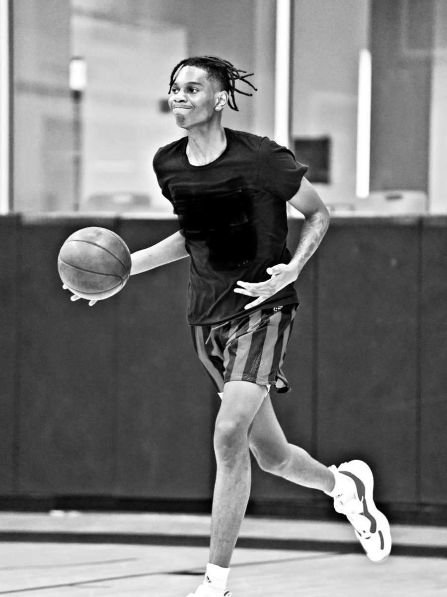 whois_Dev's tweet photo. To be great, you must master your own power. @boostmobile #UnleashYourPower #teamboostmobile #ad #basketball #power https://t.co/HHIk6q9x57