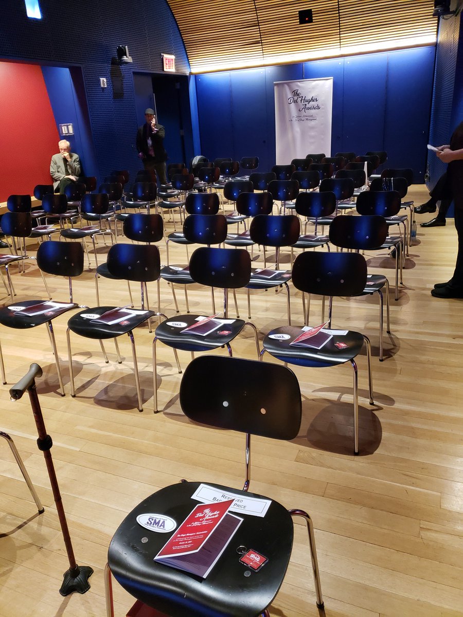 The room is ready and rehearsal is underway! Are you tuning in for #DelHughes22 tonight at 6:30 ET?

🎟  Reserve your free ticket now! eventbrite.com/e/2022-del-hug…

#DelHughesAward #StageManagersAssociation #SMA #StageManager #StageManagers #stagemanagement

📸: @AEASMWells, SMA Chair