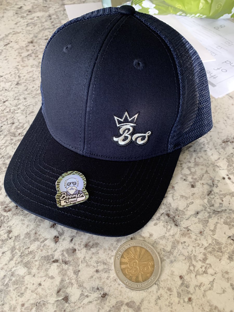 AndresL3mus's tweet photo. #BoomerSquad thank you for the free merch https://t.co/RkgRQ9tiLL