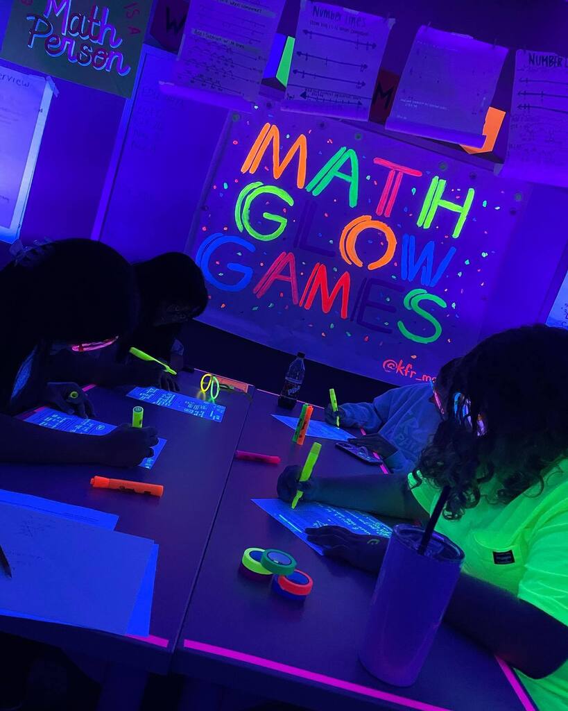 KFR_MathEd's tweet photo. Hey Math friends, let’s glow!
#glowgames #mathgames #mathglowgames https://t.co/Qh78S7sMCi https://t.co/myG1XIsXOq