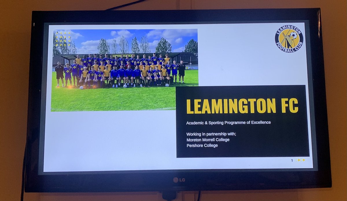 leamfcacademy's tweet photo. A positive open evening tonight. 
A different approach from our usual ‘trials’ for our Further Education Programme in partnership with @MoretonColWCG and @PershoreColWCG.

Creating opportunities for everyone!

For more information please email,
chris.knott@leamingtonfc.co.uk https://t.co/Po3fEZQFqw