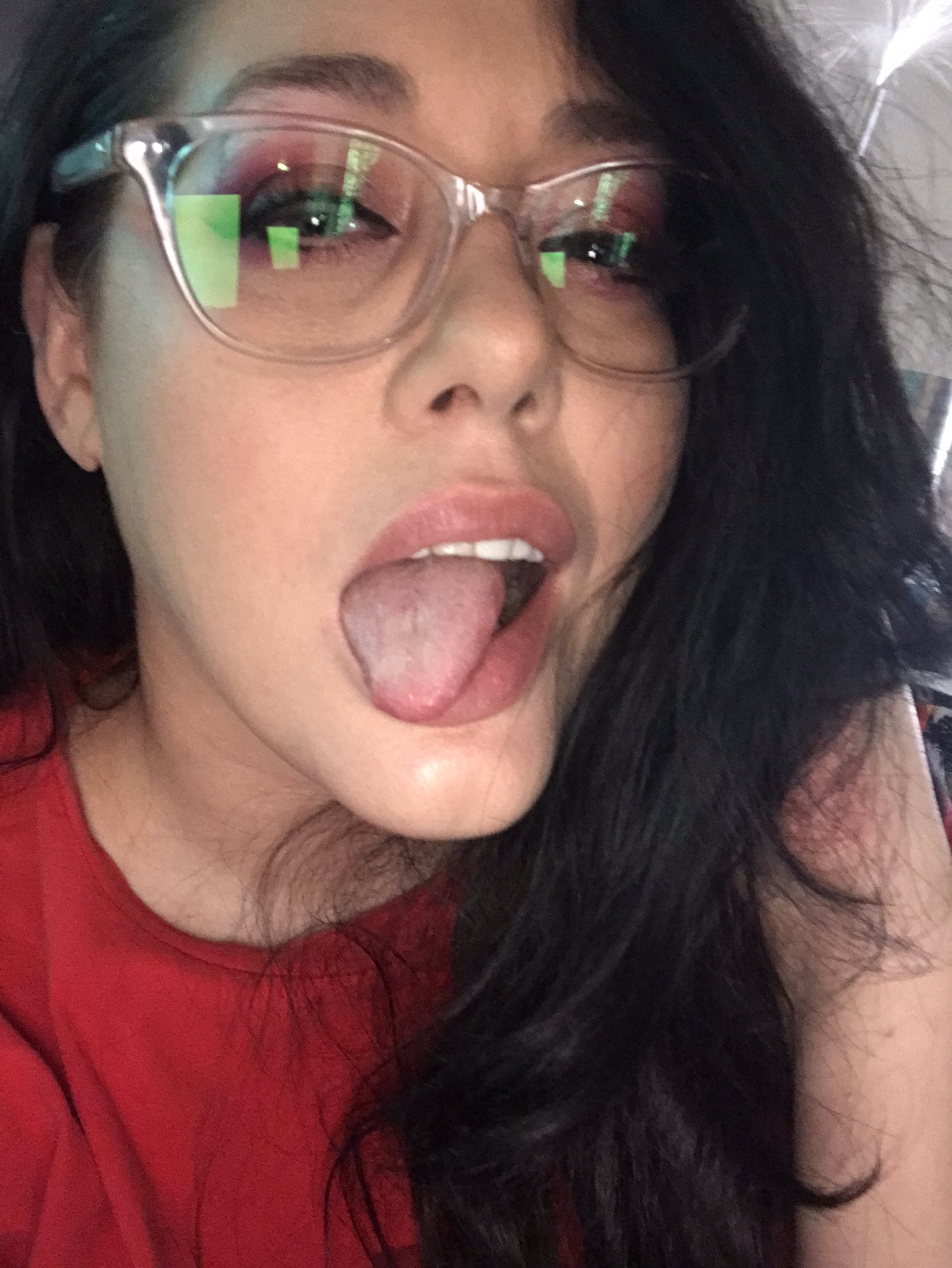 Hi. https://t.co/cBiYJlIfJZ
