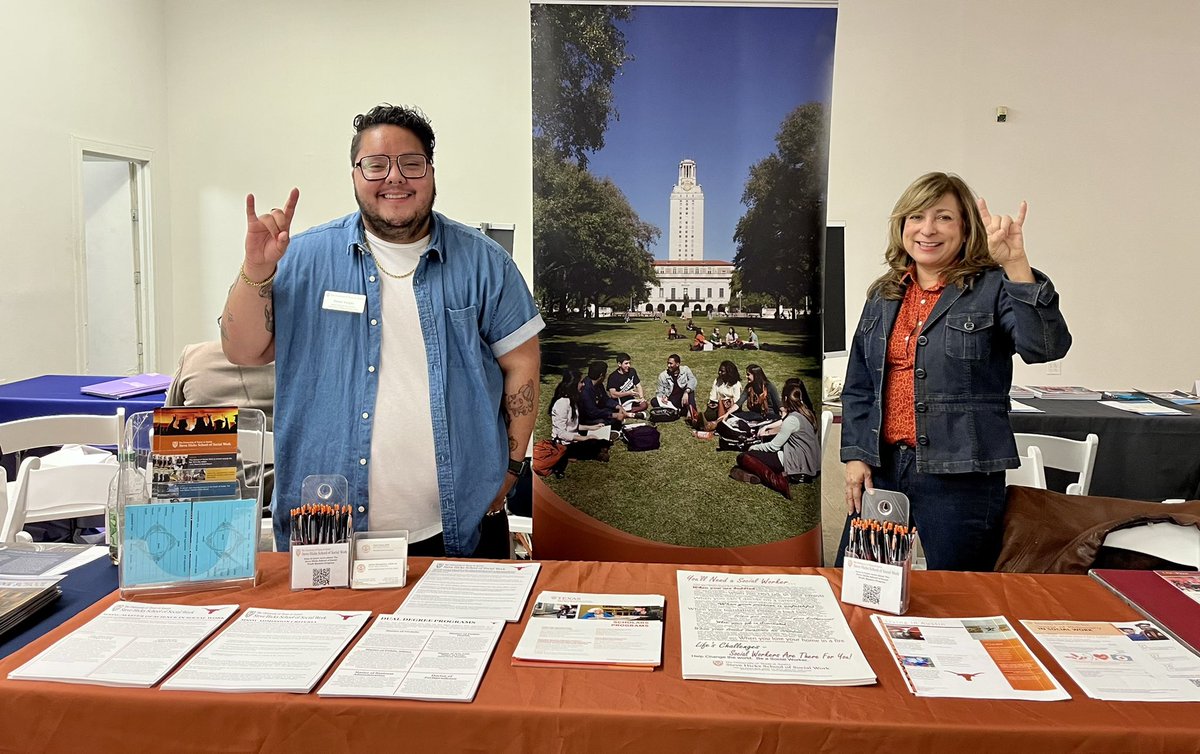 JlunaMSSW's tweet photo. Happening Now! #newyork #socialwork #IdealistFair Come visit us @TexasSteveHicks at the Idealist Fair and learn about out MSSW and PHD programs. https://t.co/koanYDJIT3