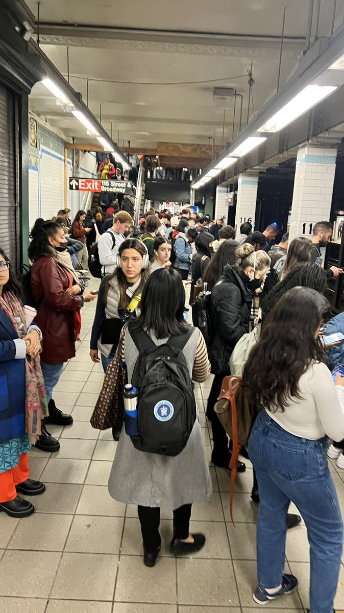 Siddharth Dasgupta (@sid__dasgupta) on Twitter photo LIVE: Crazy delays and long queues at subway π 1 to South Ferry. <a href="/NYCTSubway/">NYCT Subway</a> <a href="/SubwayStats/">Subway Status Delays</a> LIVE: Crazy delays and long queues at subway π 1 to South Ferry. <a href="/NYCTSubway/">NYCT Subway</a> <a href="/SubwayStats/">Subway Status Delays</a>