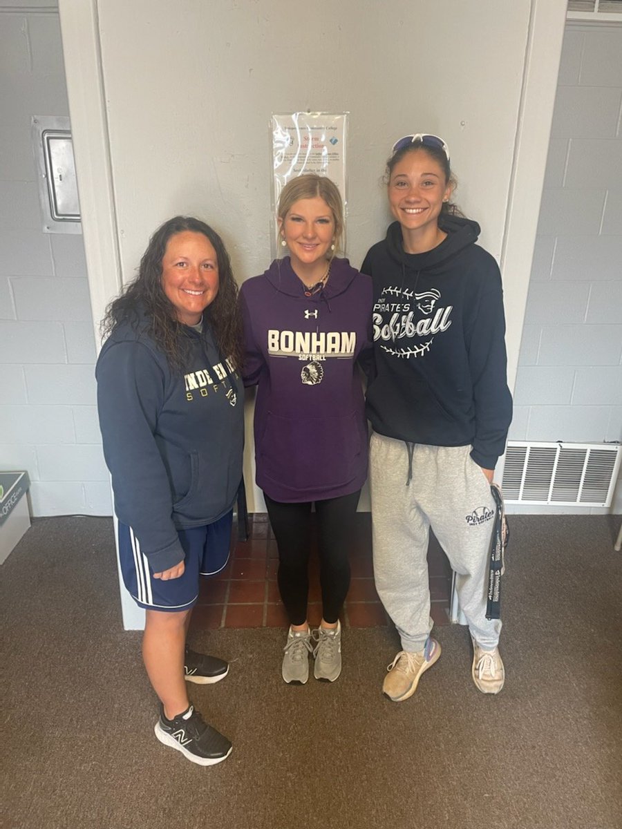 Congratulations to our RHP <a href="/__Sarah__jean__/">sarah</a> on her commitment to Independence Community College in Kansas!! They're getting a great one!! <a href="/TexasGlory/">Texas Glory</a> <a href="/NCAASoftball/">NCAA Softball</a> #softball #pitcher #commited