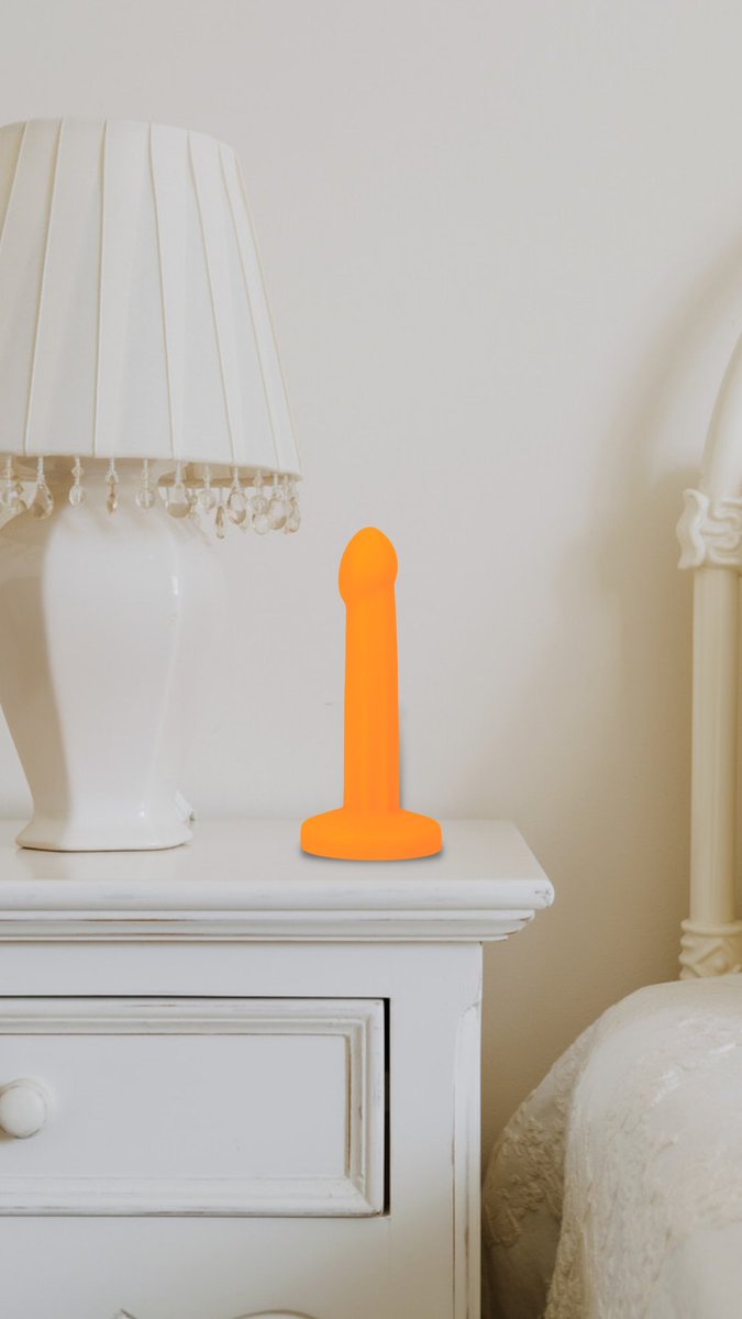 POP_DILDO's tweet photo. Which color do you want on your night stand? Empire Yellow? Tangelo Orange? Leek Green? Or Jet Black? https://t.co/5JJy0Cw68R