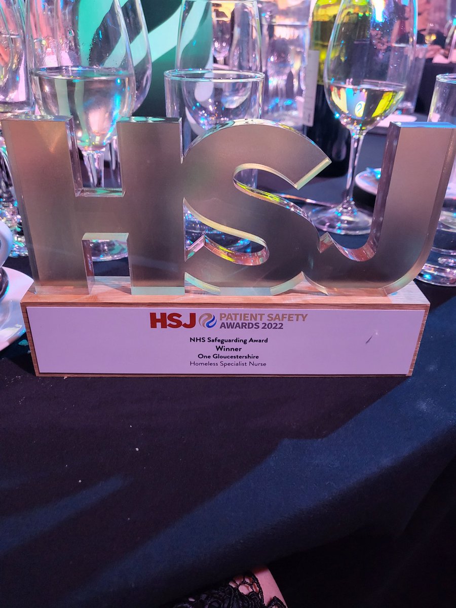 ShonaDuffy01's tweet photo. What a night! We are winners! Only possible due to great leadership from @JeanetteWelsh6 and colleagues @gloshospitals. Fabulous commissioning support from @One_Glos and the most amazing input from @P3Charity @GassideMatt @NeilPenny1 we missed you! Integrated care at its best. https://t.co/ztZQJA4ZRk