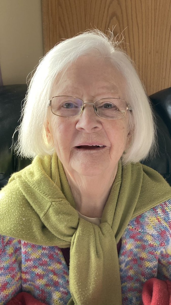 Pauline McLynn tweet media