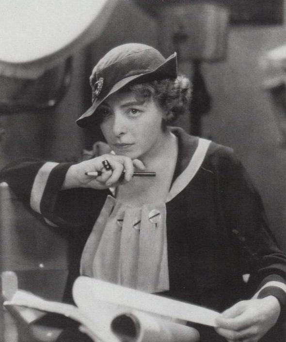 We need to be clear that though Dorothy Arzner was the only woman director working in the Golden Age Hollywood studio system, directors like Esther Eng, Eloyce Gist, Dorothy Davenport were also working in the US in the 30s &amp; racism is very much a factor in Eng &amp; Gist's erasure.