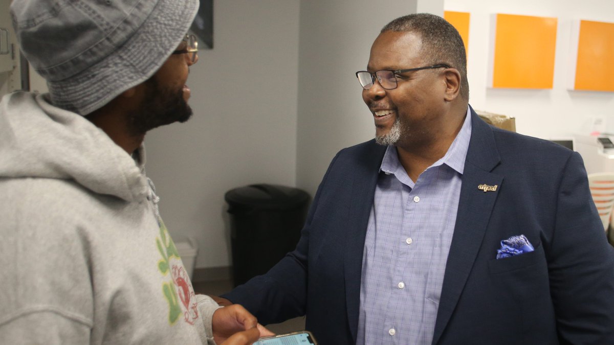How2GroBlackBiz's tweet photo. How to Grow a Black Business - Dave Christopher on the racial wealth gap: we are '200 years behind', establish pathways to good careers w/o a degree.

#H2GBB #H2GABB #H2GBBS #HowToGrowABlackBusiness
#searchMovement #disrupt #algorithym @howgrowblackbiz

https://t.co/HgCU9xu9jE https://t.co/KSbTobJ4ik