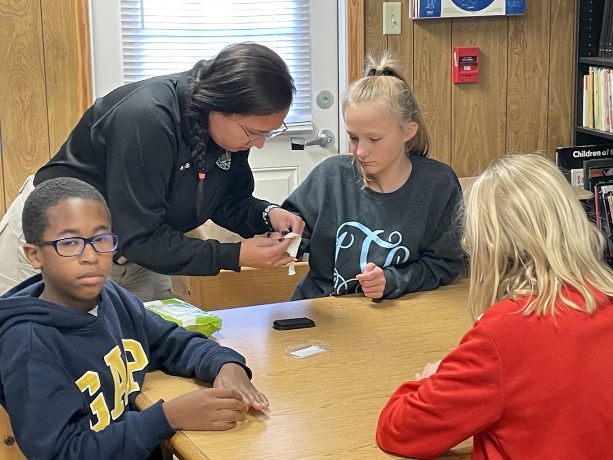 Forensic technicians from the Gallatin Police Dept. shared their expertise with Dr. Griffith’s science classes.
