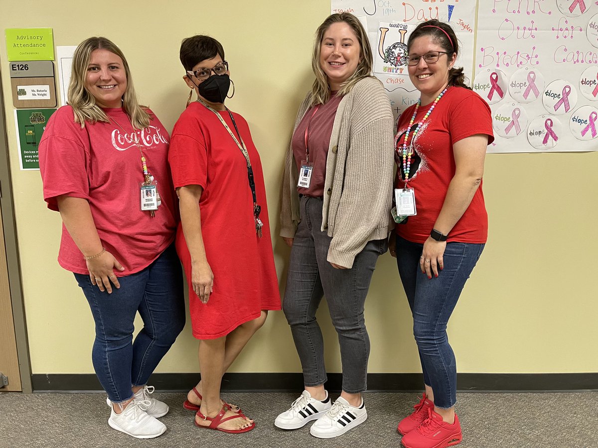 Starting Red Ribbon Week off strong by sporting our red attire! #MCJHREDRIBBON22 <a href="/MCJHGators/">Mayde Creek JH</a>