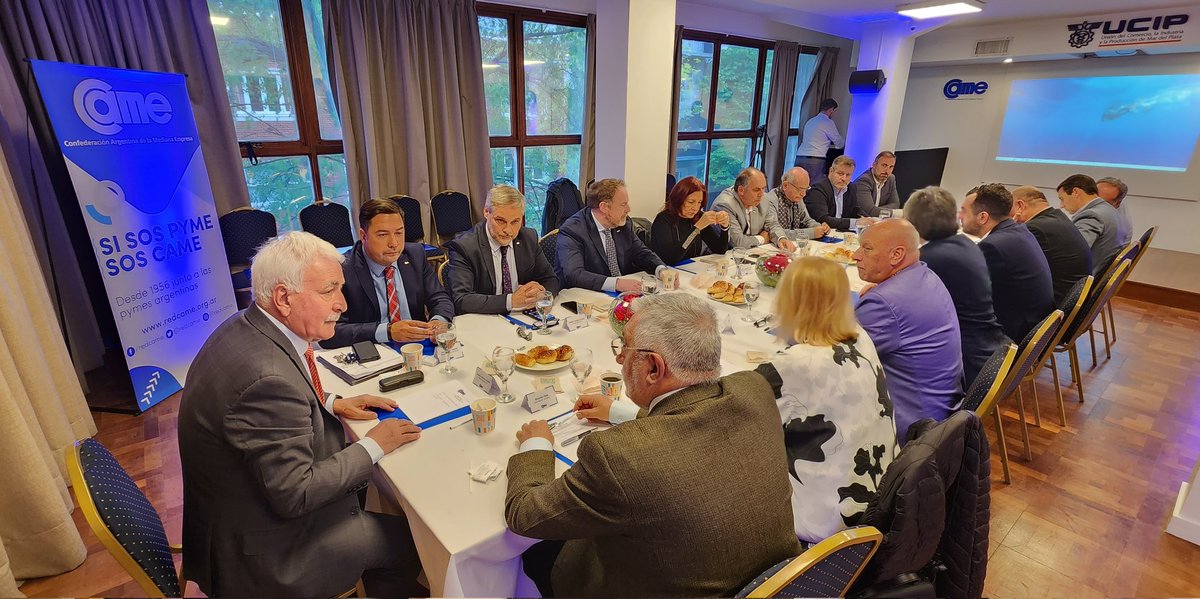 redcame's tweet photo. 📍 Recorrimos la sede de la @ucipmdp.

Allí tuvo lugar la reunión federal de Comité de Presidencia de #CAME.

#CAMEenMardelPlata 
#AgendaFederalPyme 🙌🇦🇷 https://t.co/kmC0ZnAJ8x